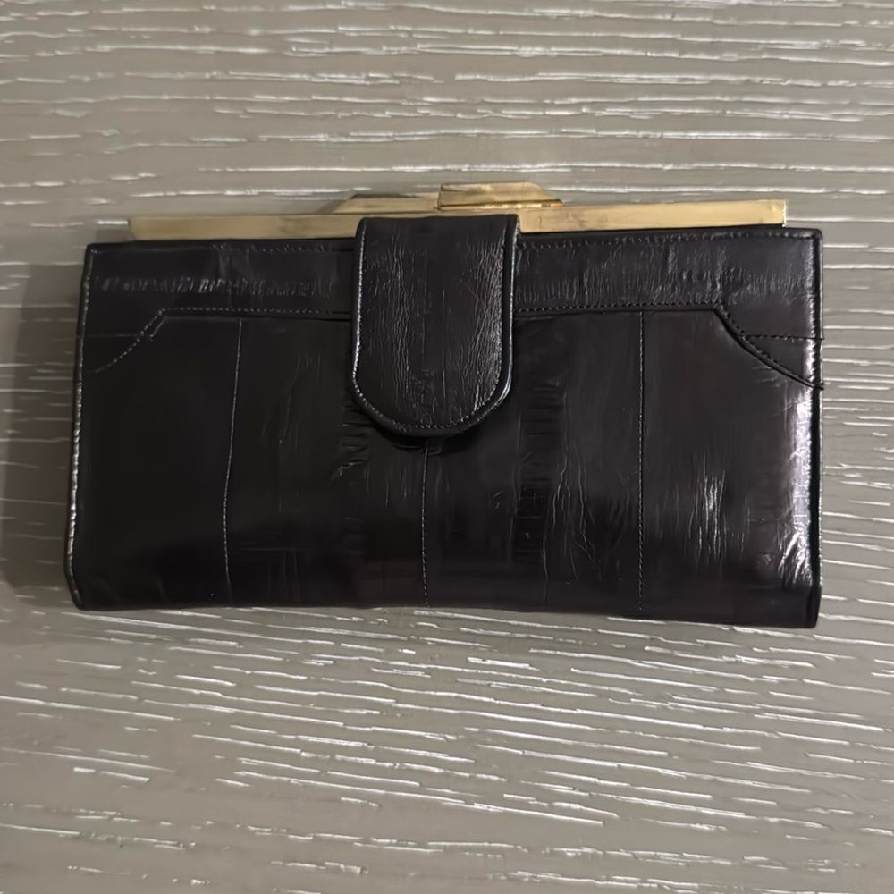 VINTAGE 1980s Brown Gold-Tone Structured EEL Skin Multi Compartment Snap Wallet